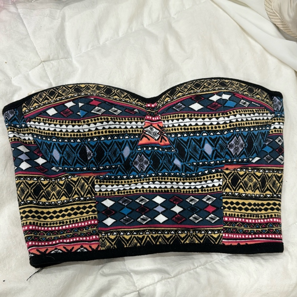 Strapless top